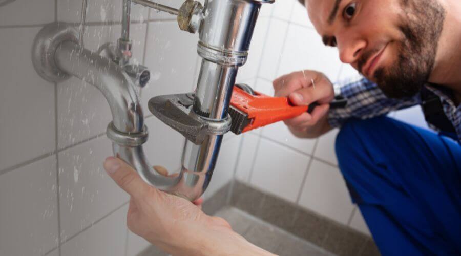 Expert burst pipe repair services in Cleveland, NY